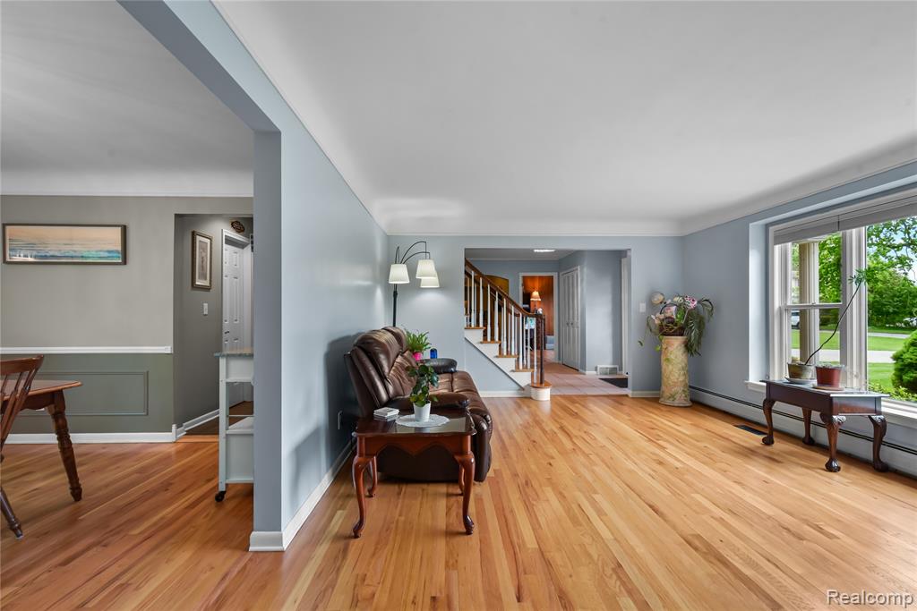 26060 Hidden Lane, Grosse Ile, MI 48138 — Photo 10