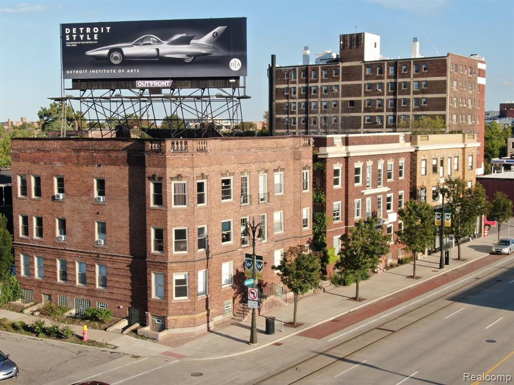 5764 Woodward Avenue, Detroit, MI 48202