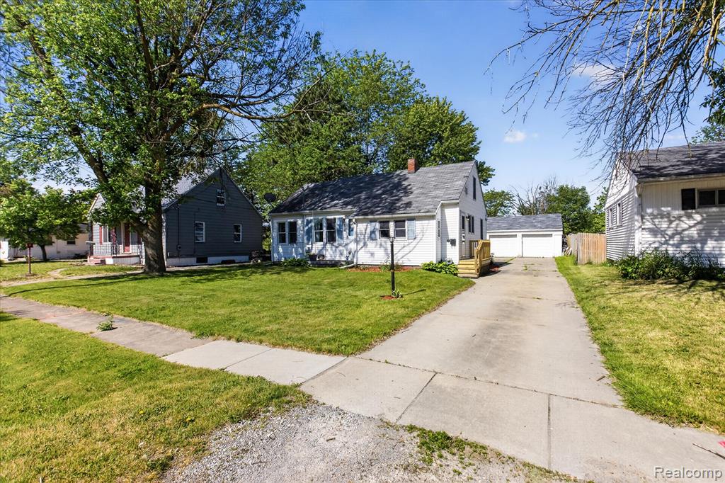 3005 Hanchett Street, Saginaw, MI 48604