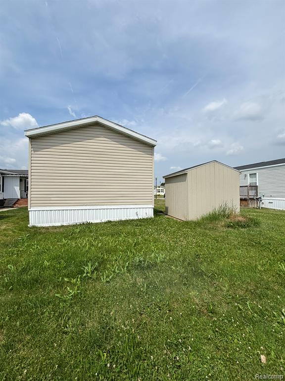 220 Pheasant Lane, Grand Blanc, MI 48439 — Photo 22