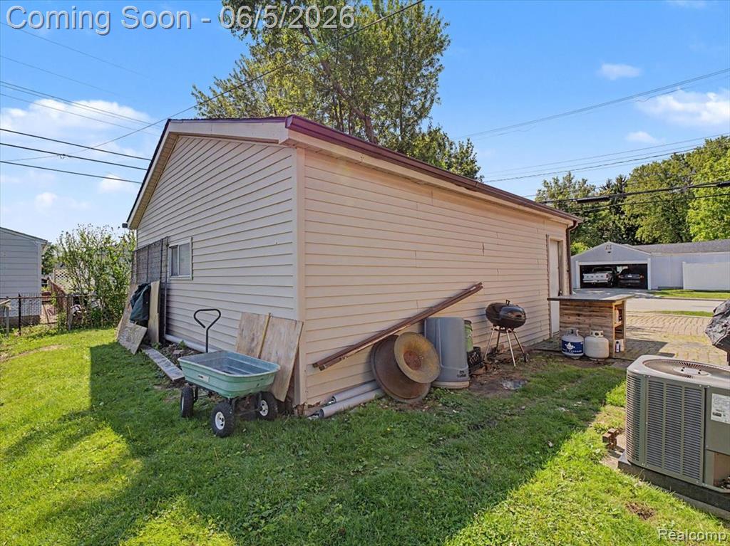 14275 Irene Street, Southgate, MI 48195 — Photo 43