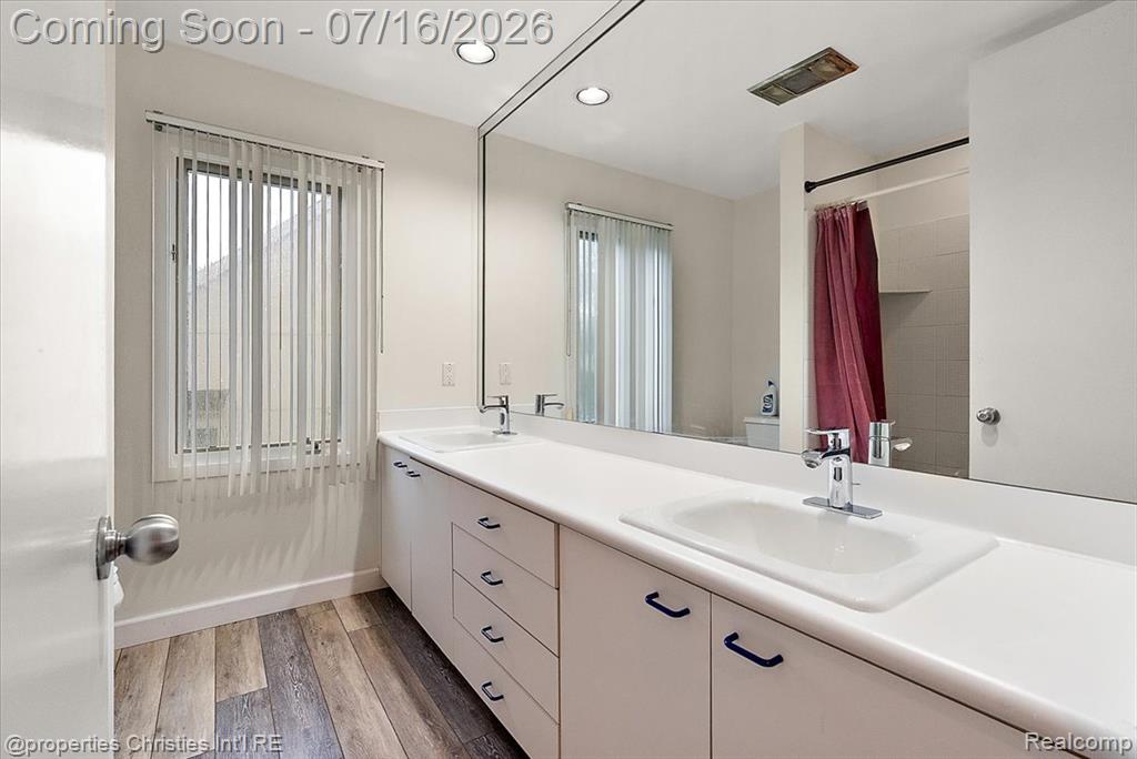4948 Champlain Circle, West Bloomfield, MI 48323 — Photo 47