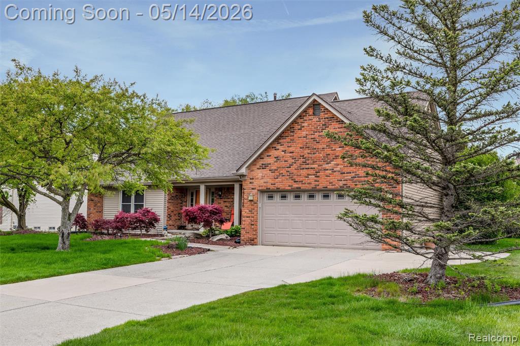 27526 Bridle Hills Drive, Farmington, MI 48336 — Photo 2
