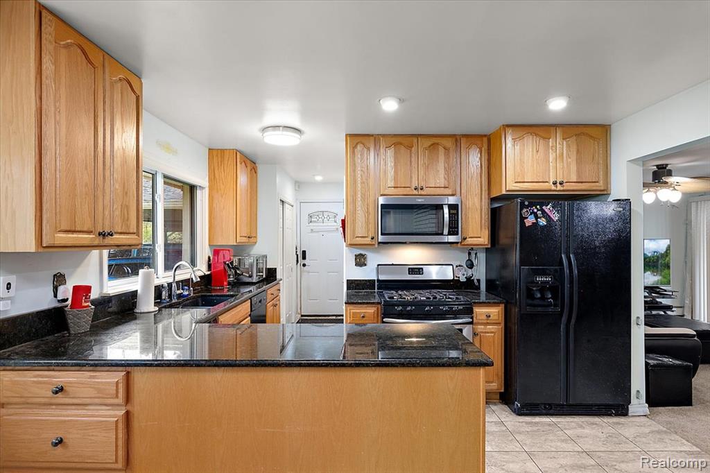 865 N Lapeer Road, Lake Orion, MI 48362 — Photo 6