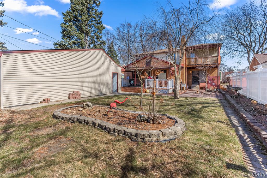 6364 BUCKINGHAM Avenue, Allen Park, MI 48101 — Photo 19