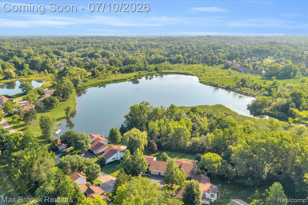 5229 Simpson Lake Road, West Bloomfield, MI 48323 — Photo 42