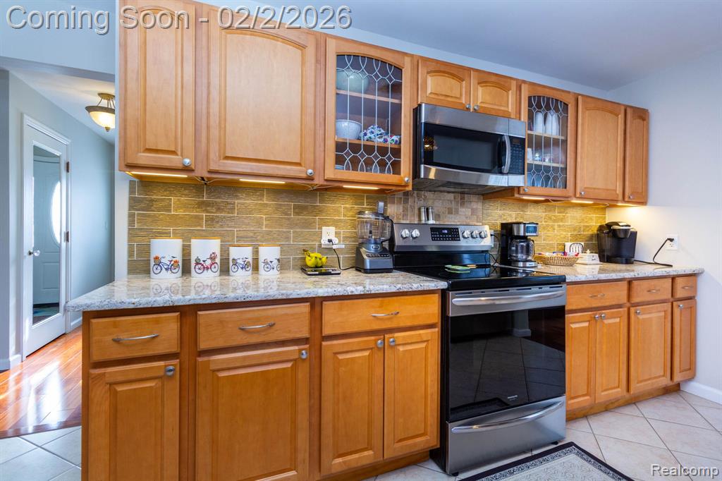 41878 Woodbrook Drive, Canton, MI 48188 — Photo 19