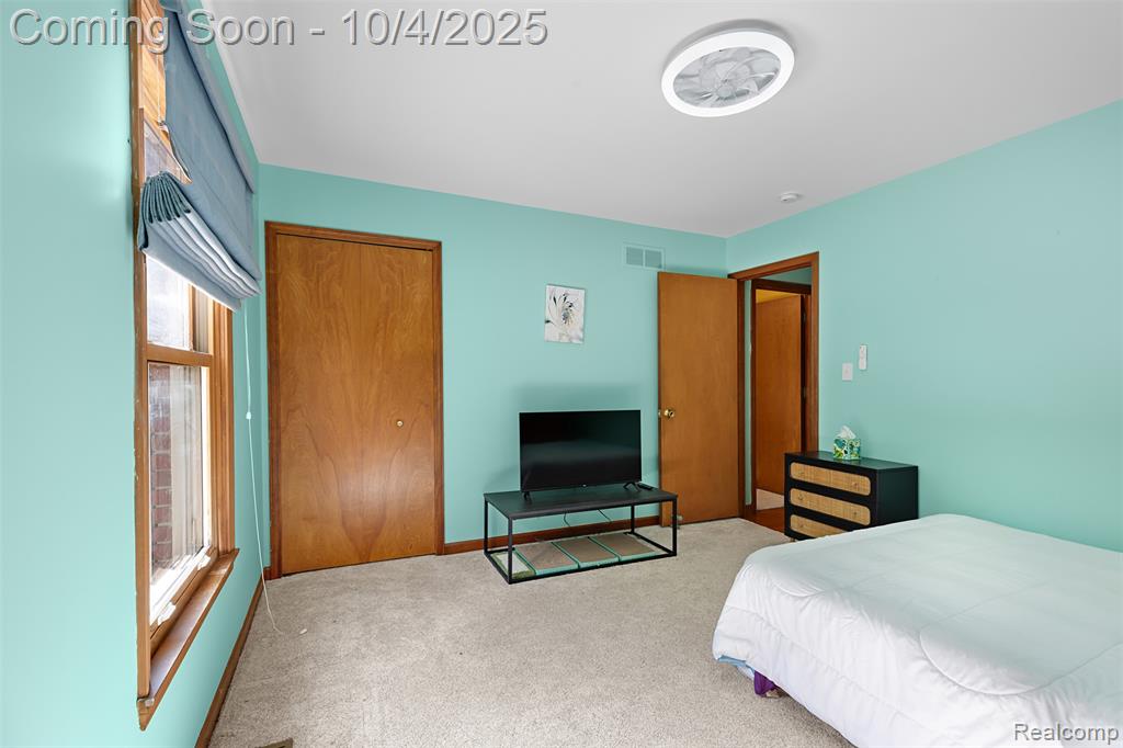 8614 Island Boulevard, Grosse Ile, MI 48138 — Photo 18