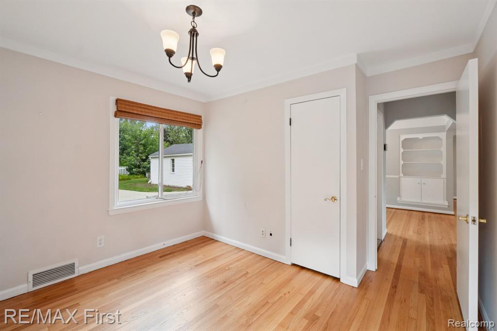 15590 Buckingham Avenue, Beverly Hills, MI 48025 — Photo 13