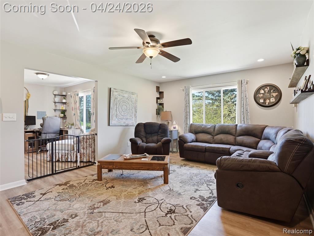 2206 Oak Shade Drive, Davison, MI 48423 — Photo 7