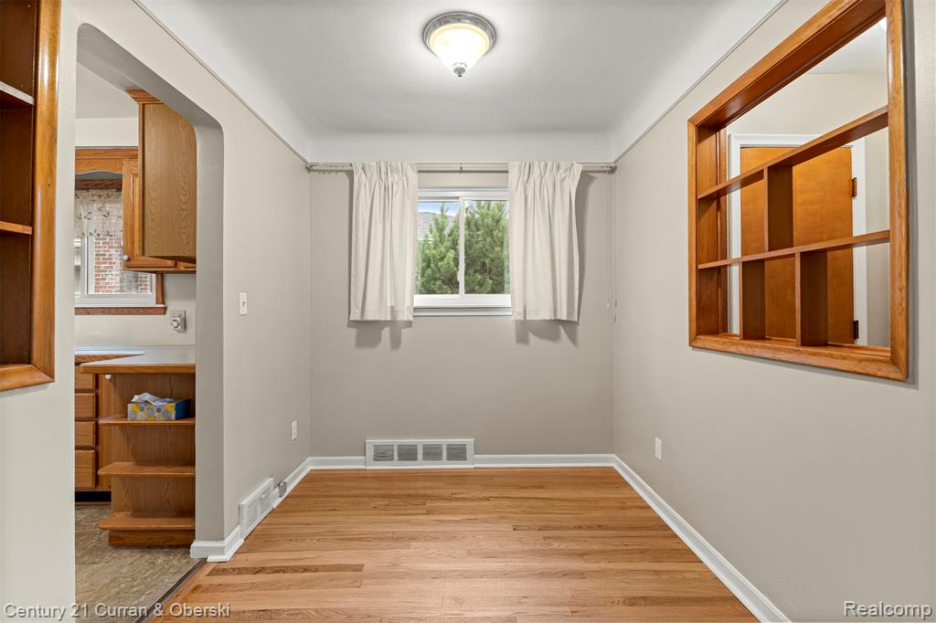 4170 Pardee Avenue, Dearborn Heights, MI 48125 — Photo 10