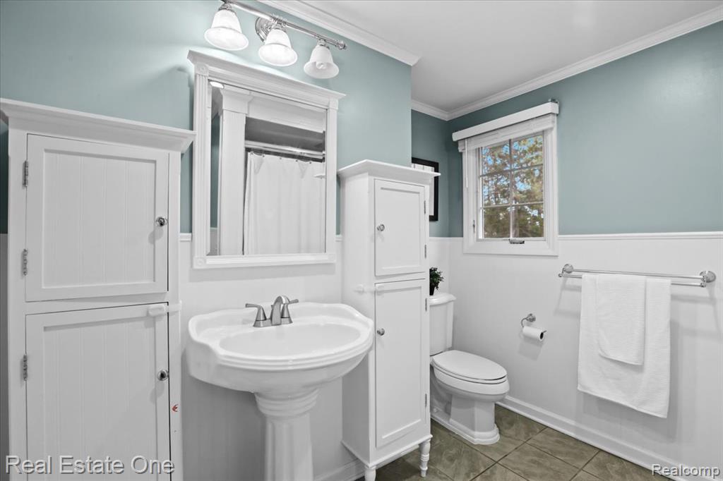 5611 Priory Lane, Bloomfield Hills, MI 48301 — Photo 31