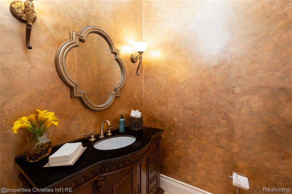 48928 Barola Court, Northville, MI 48167 — Photo 27