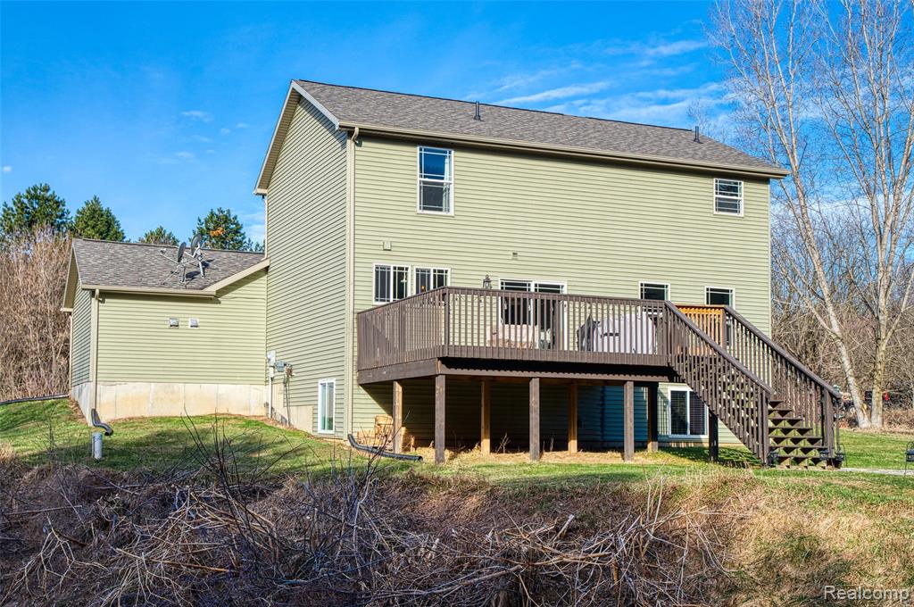 7047 Bennington Greens Drive, Owosso, MI 48867 — Photo 28