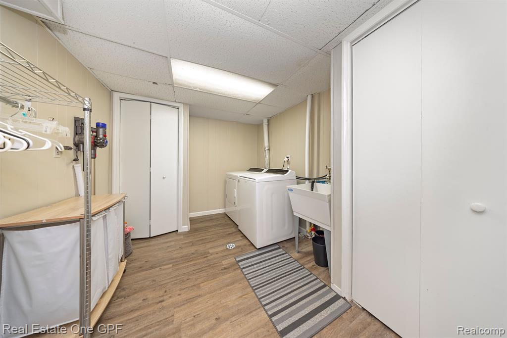 2957 ROUNDTREE Drive, Troy, MI 48083 — Photo 21