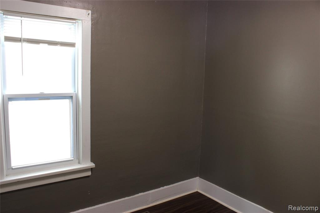 510 E Hudson Avenue, Royal Oak, MI 48067 — Photo 9