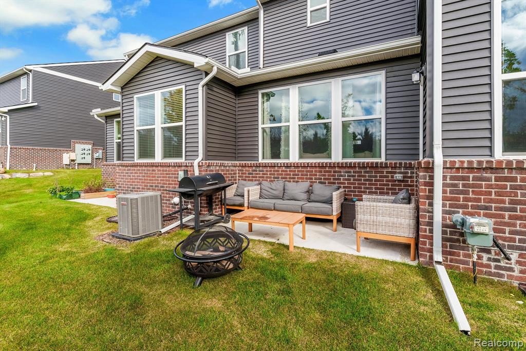 4974 Glenora Drive, Lake Orion, MI — Photo 28