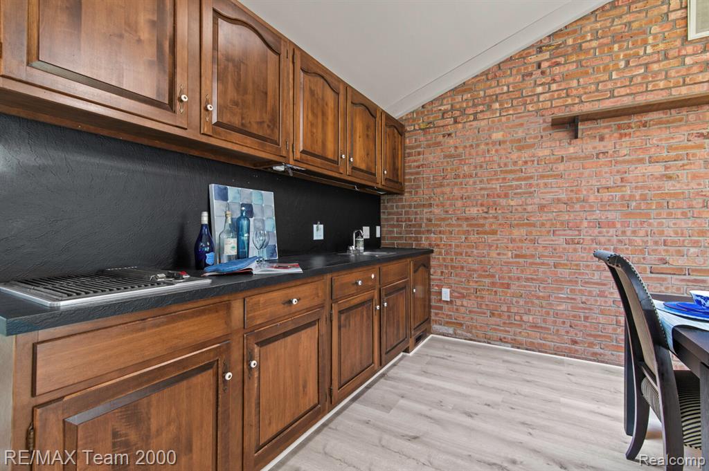 2171 S 7th Street, Ann Arbor, MI 48103 — Photo 29