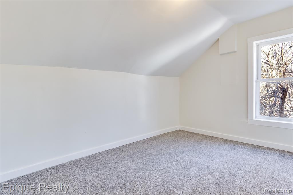 711 Stanton Street, Port Huron, MI 48060 — Photo 18