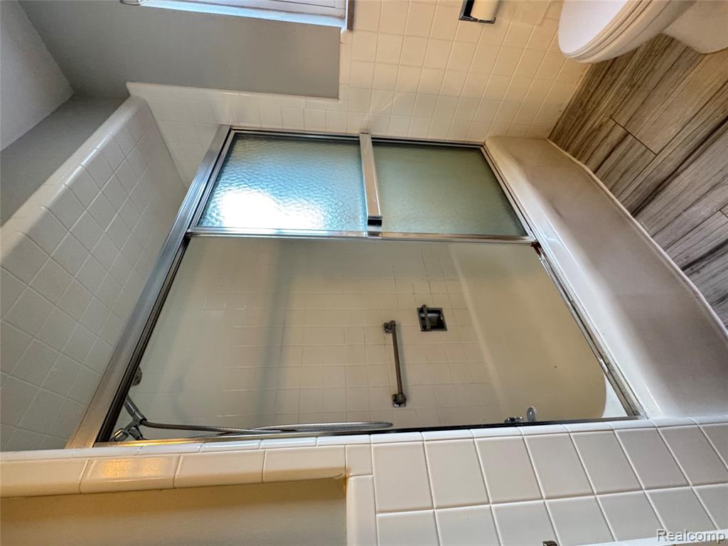 5476 Orchard Avenue, Dearborn, MI 48126 — Photo 18