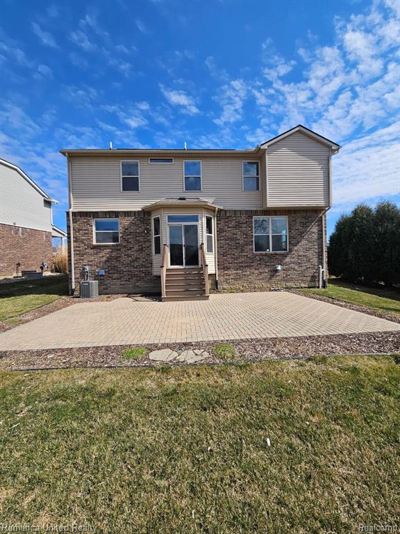 1941 HUNTERS CREEK Drive, Ypsilanti, MI 48198 — Photo 25