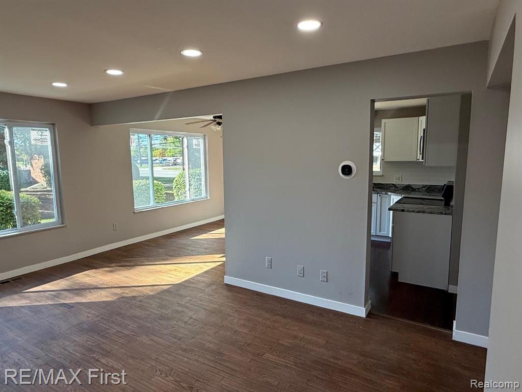 29638 Hoover Road, 638, Warren, MI 48093 — Photo 19