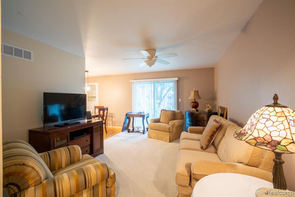 1750 MONTICELLO Street, 6, Trenton, MI 48183 — Photo 6