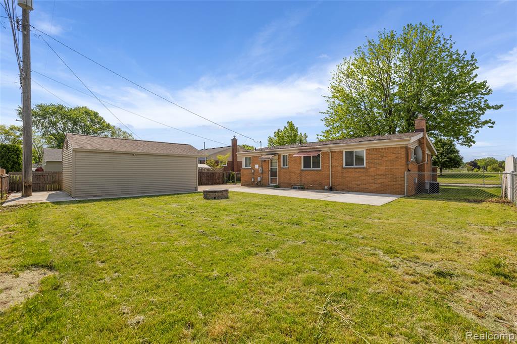 5115 Arden Avenue, Warren, MI 48092 — Photo 9