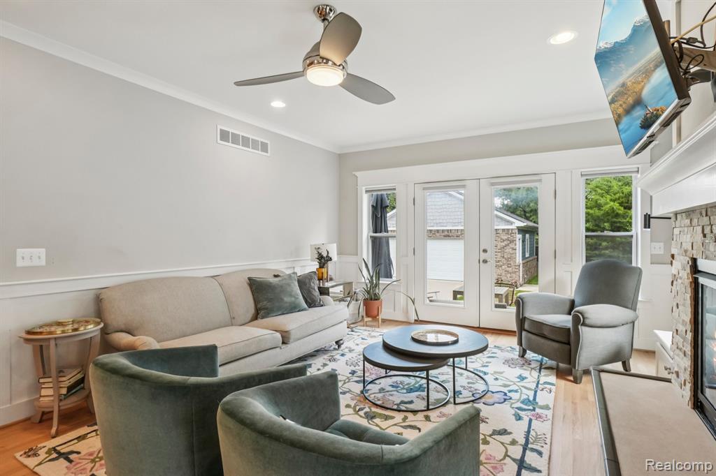 13348 Vernon Avenue, Huntington Woods, MI — Photo 6