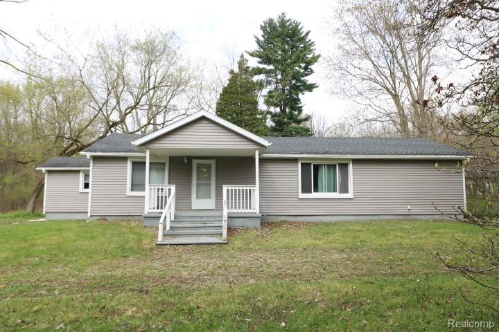 3809 State Road, Fort Gratiot, MI 48059 — Photo 2