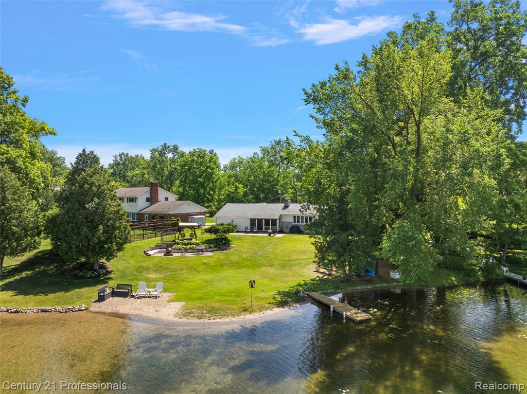 9311 Whipple Shores Drive, Clarkston, MI 48348 — Photo 36