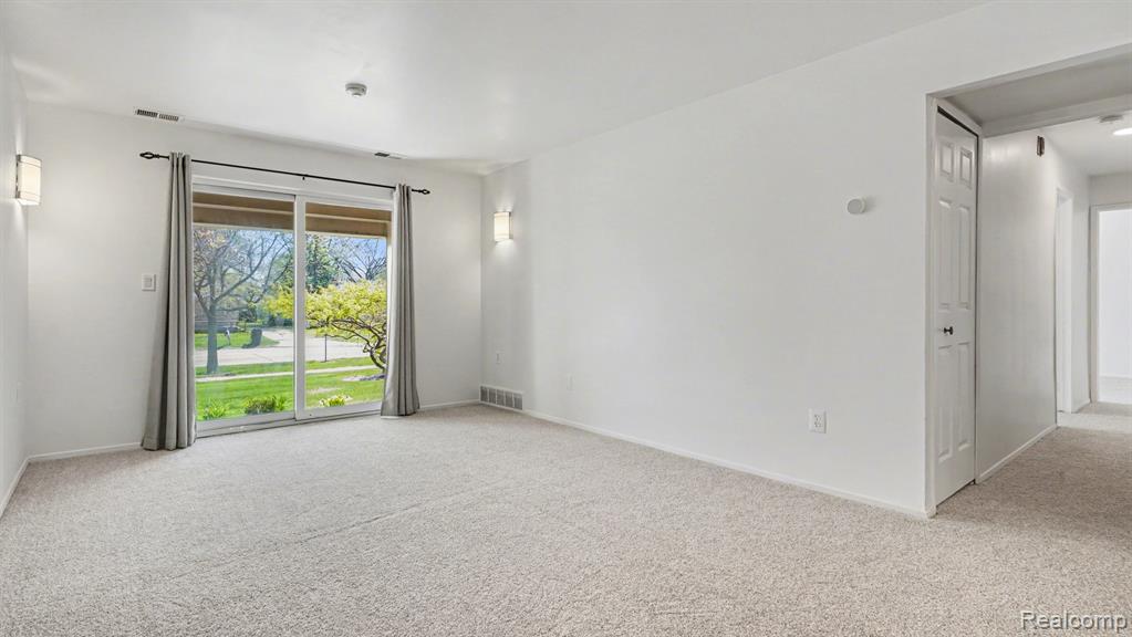 44413 Savery Drive, Canton, MI 48187 — Photo 4