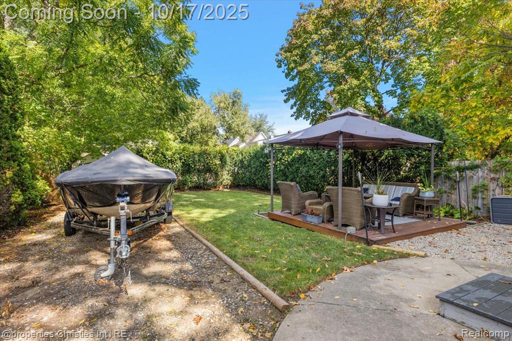 3076 Pridham Street, Keego Harbor, MI 48320 — Photo 4