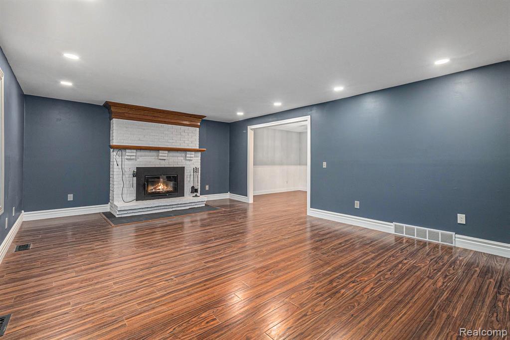 7135 Jordan Road, Grand Blanc, MI 48439 — Photo 8