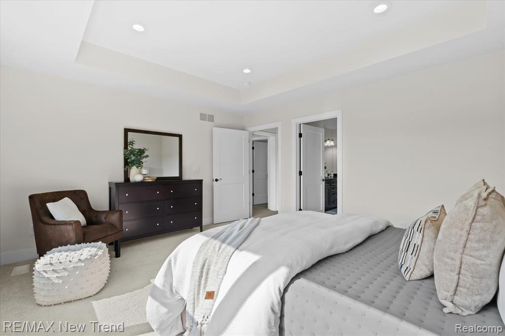 2406 Madison Street, Wixom, MI 48393 — Photo 16