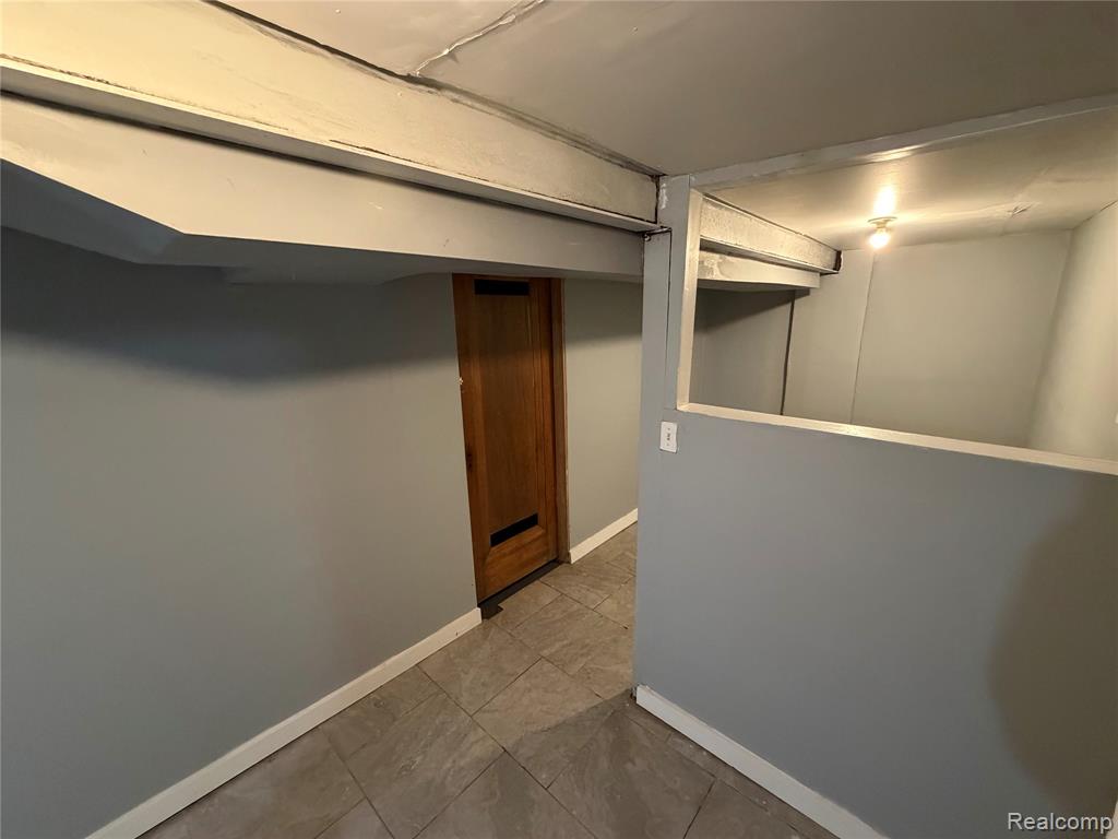 14333 Grandville Avenue, Detroit, MI 48223 — Photo 46