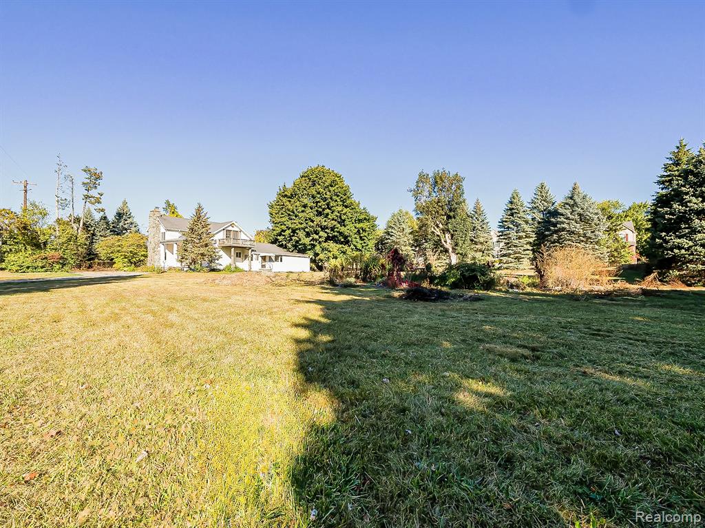 8470 Wise Road, Commerce Twp, MI 48382 — Photo 26