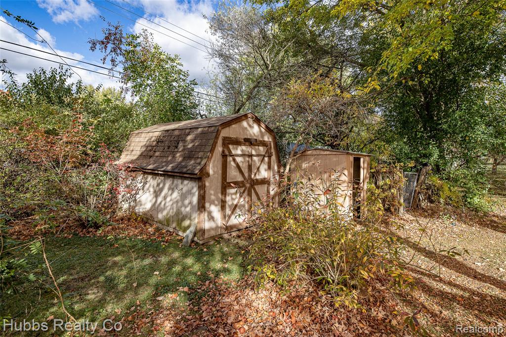 7122 Abbey Lane, Swartz Creek, MI 48473 — Photo 14