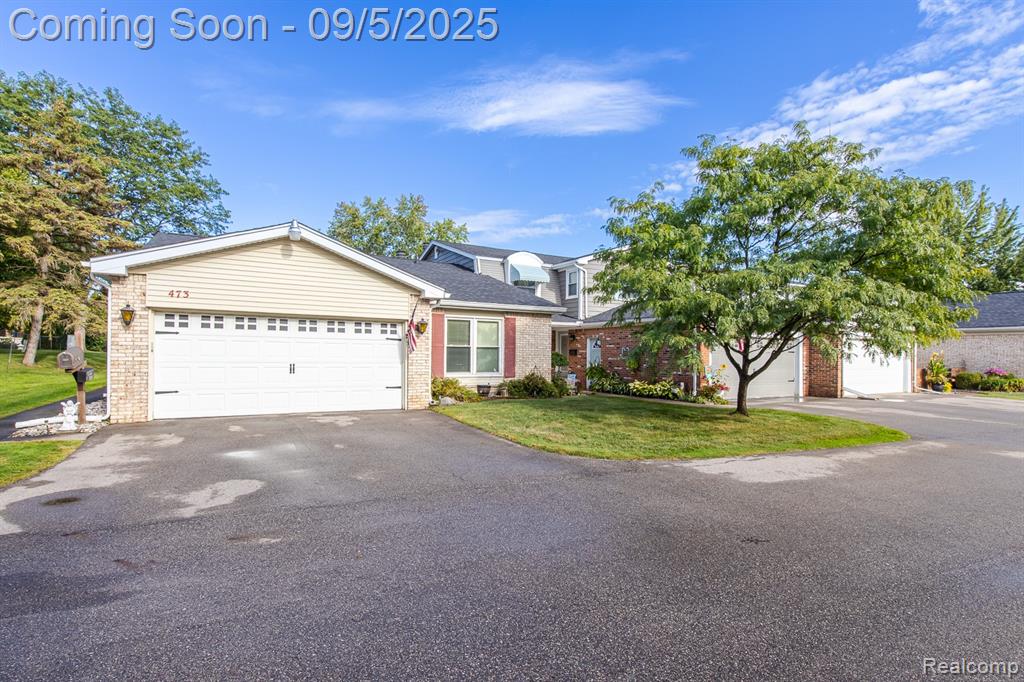 475 Sandehurst Drive, Grand Blanc, MI 48439 — Photo 3