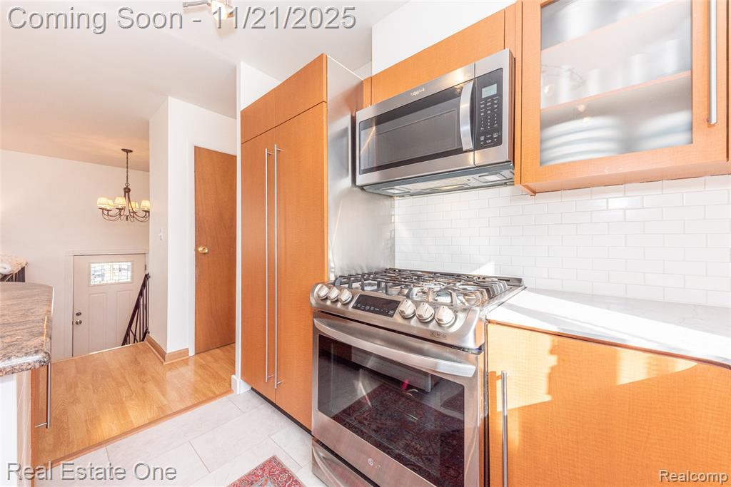 417 Lyon Court, South Lyon, MI 48178 — Photo 13