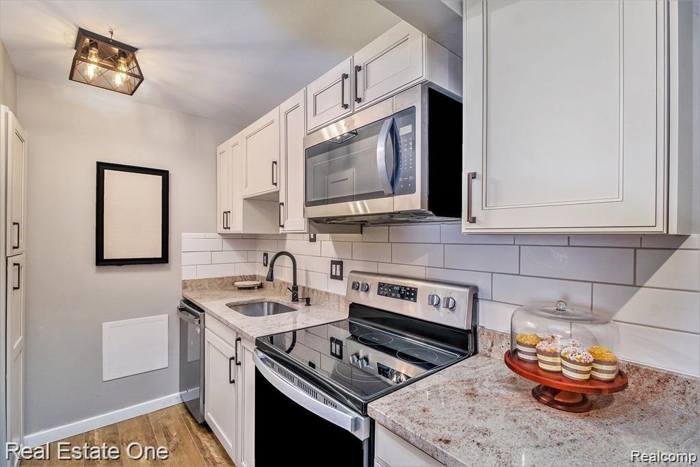 803 Plate Street, Rochester, MI 48307 — Photo 10
