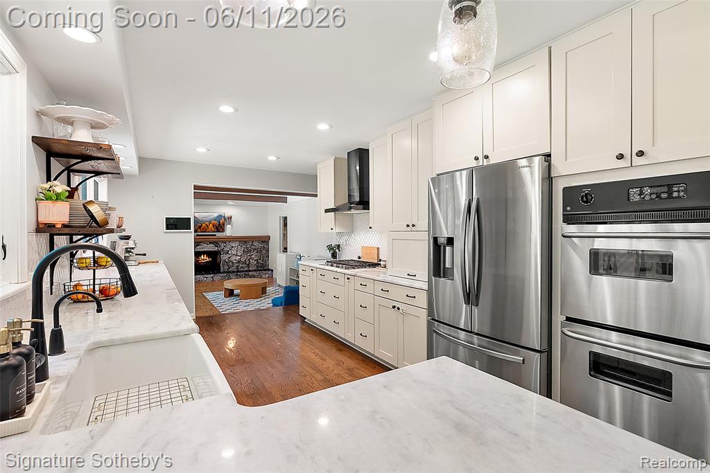 5748 Cherry Crest Drive, West Bloomfield, MI — Photo 17
