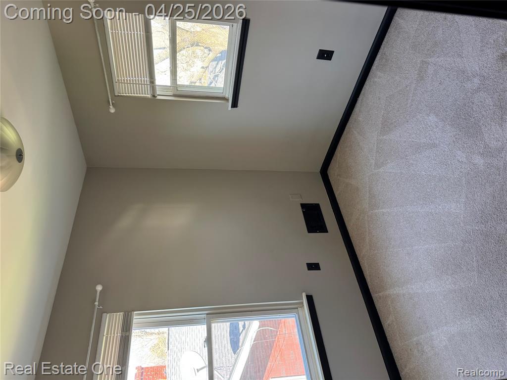 148 Marion Avenue, Waterford, MI 48328 — Photo 7