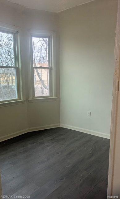 9108 ARCHDALE Street, Detroit, MI 48228 — Photo 5
