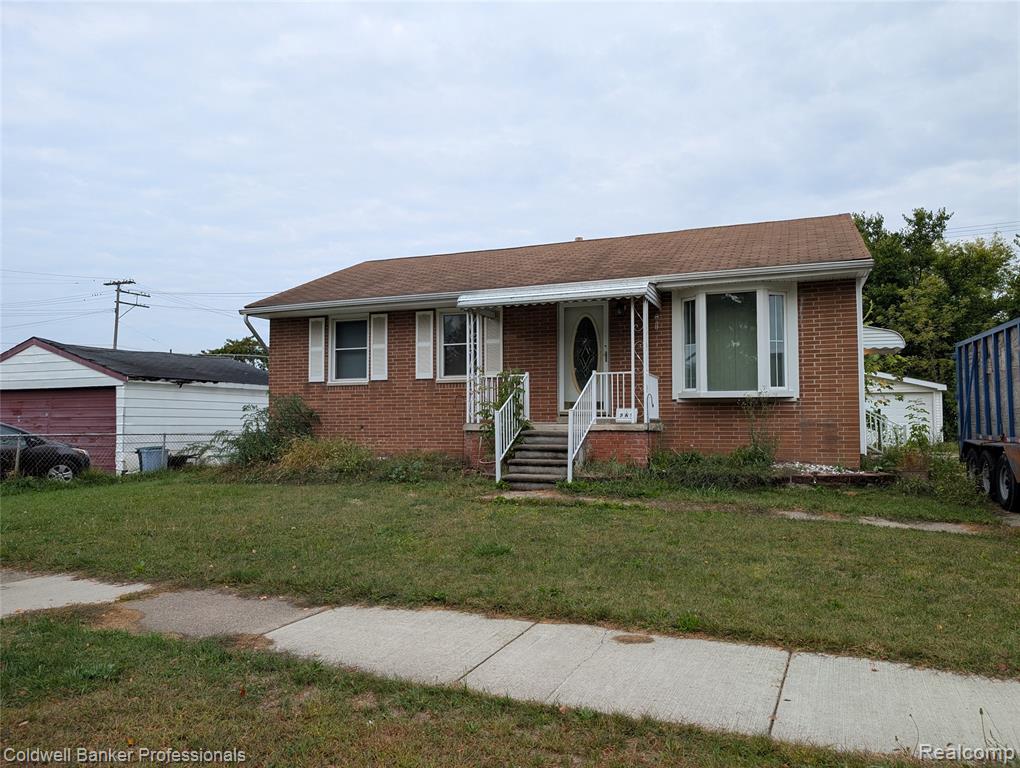 263 N Walnut Street, Mount Clemens, MI 48043 — front exterior