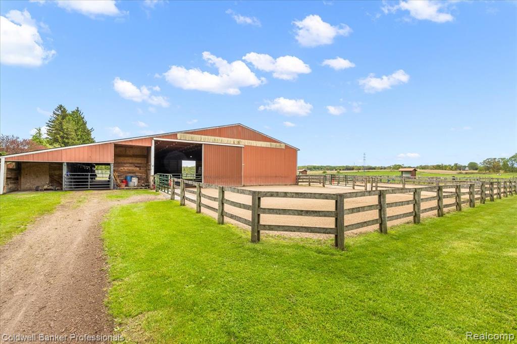 5240 THOMAS Road, Metamora, MI 48455 — Photo 4
