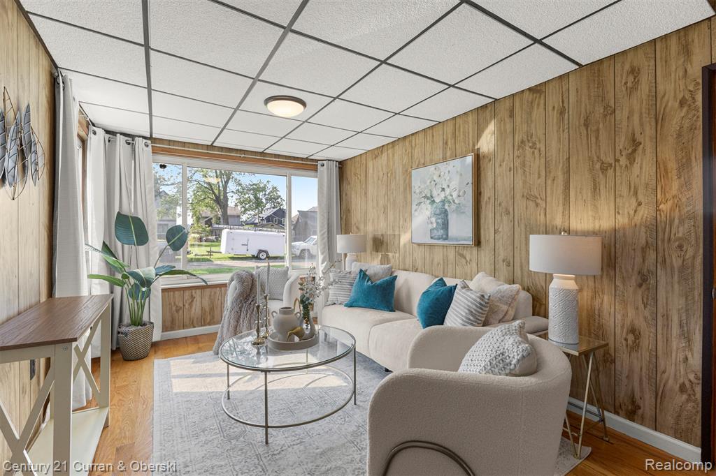 4900 Lakeview Avenue, West Bloomfield, MI 48324 — Photo 5