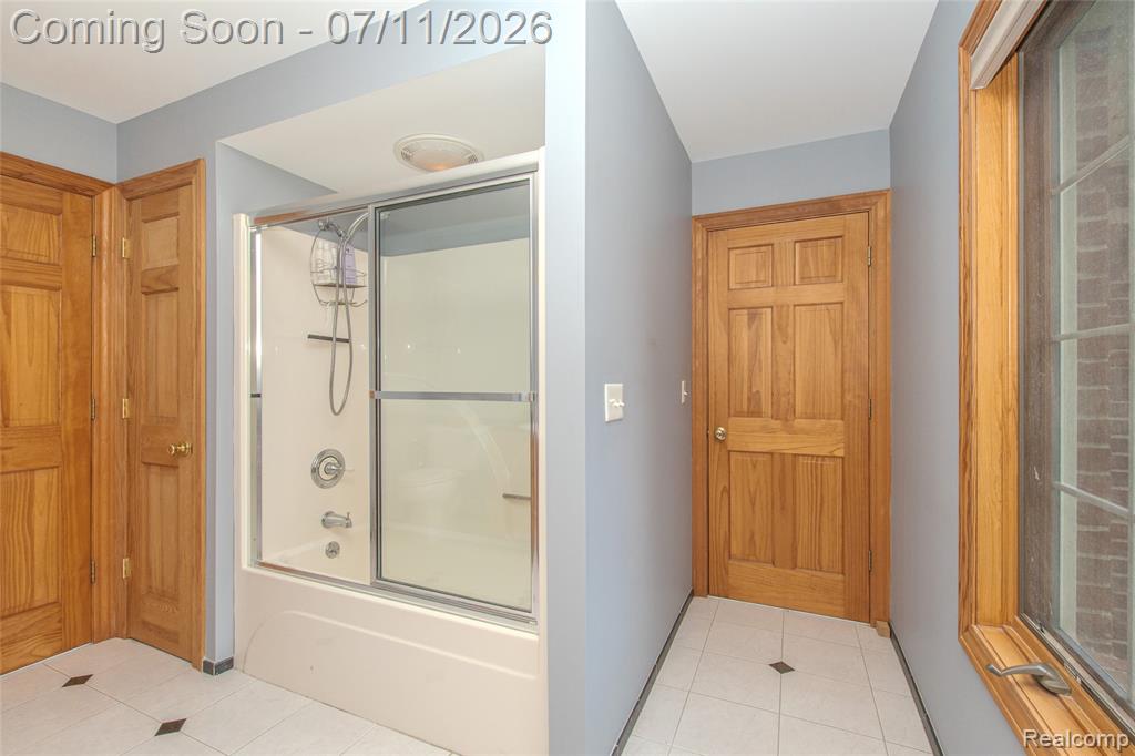7893 Lantern Drive, Almont, MI 48003 — Photo 60