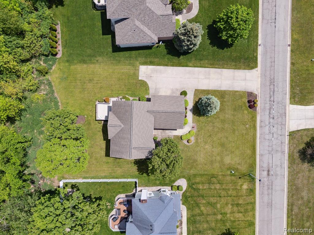 672 Morningside Drive, Grand Blanc, MI 48439 — Photo 48