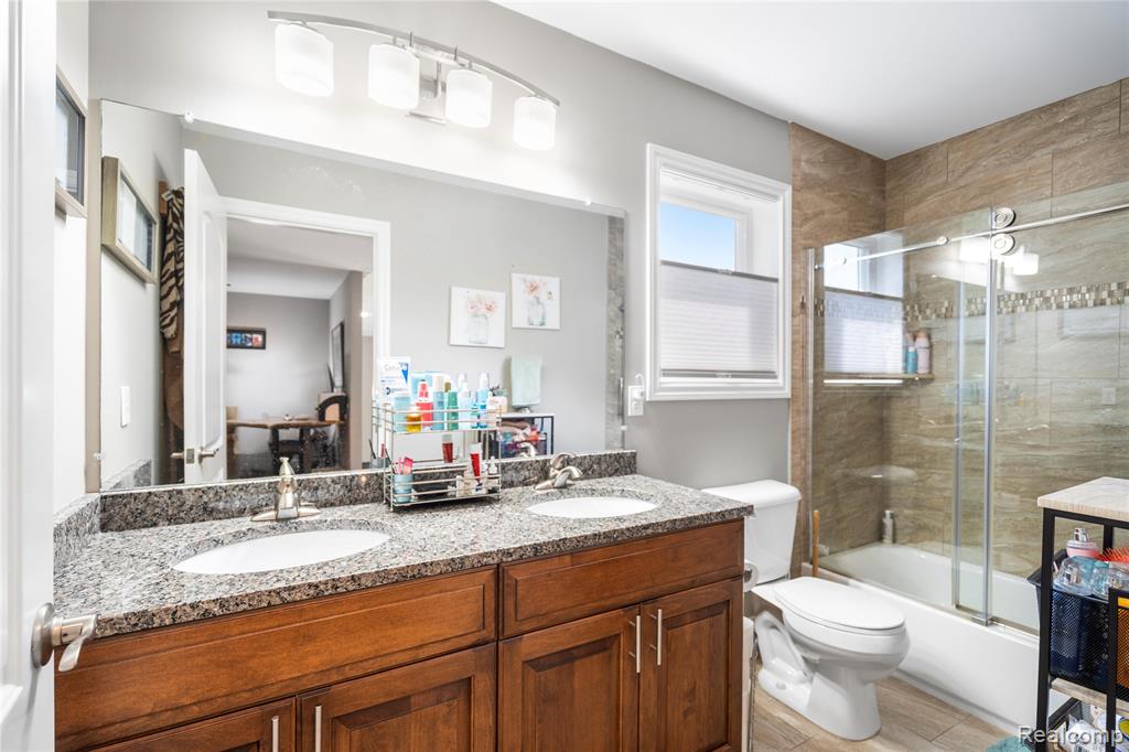 54623 Lawson Creek Drive, Shelby Twp, MI 48316 — Photo 40